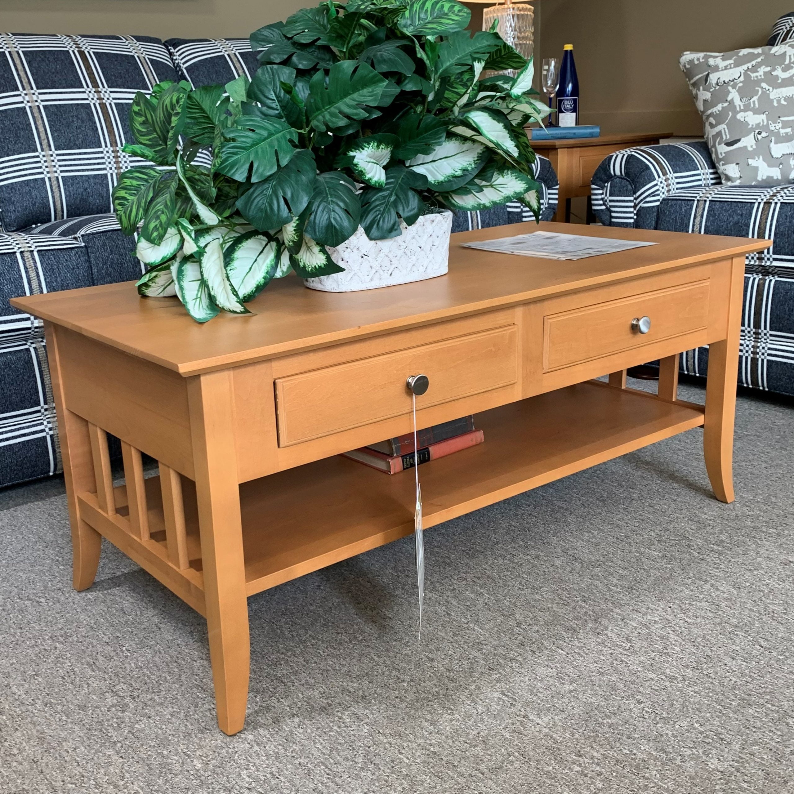 Leister light wooden coffee table with two drawers