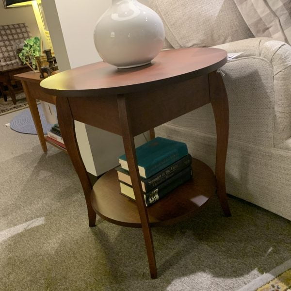 Corner Table with vase