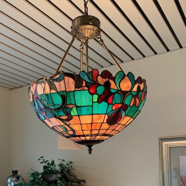#TF-18-4 "Tiffany style lamp"--hand made by Aura Lamps