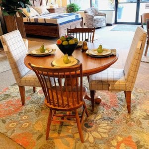 #Ext. Pedestal table & 2 pairs of chairs as shown, quality built in America